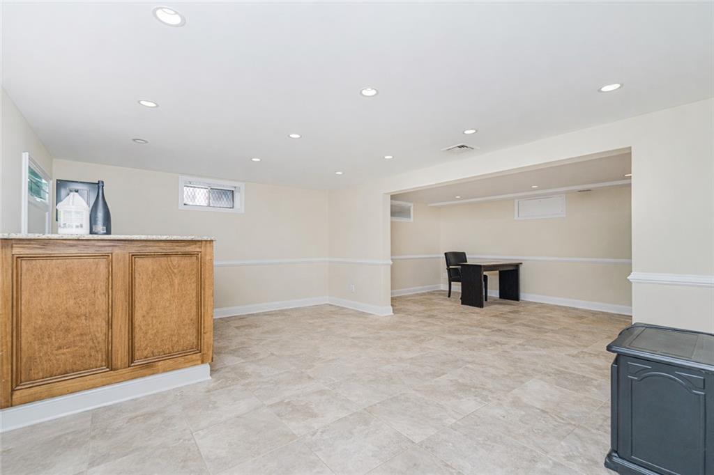 45 College Avenue, Staten  Island, New York, 10314 image 26