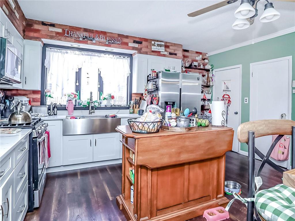 3879 Victory Boulevard, Staten  Island, New York, 10314 image 8