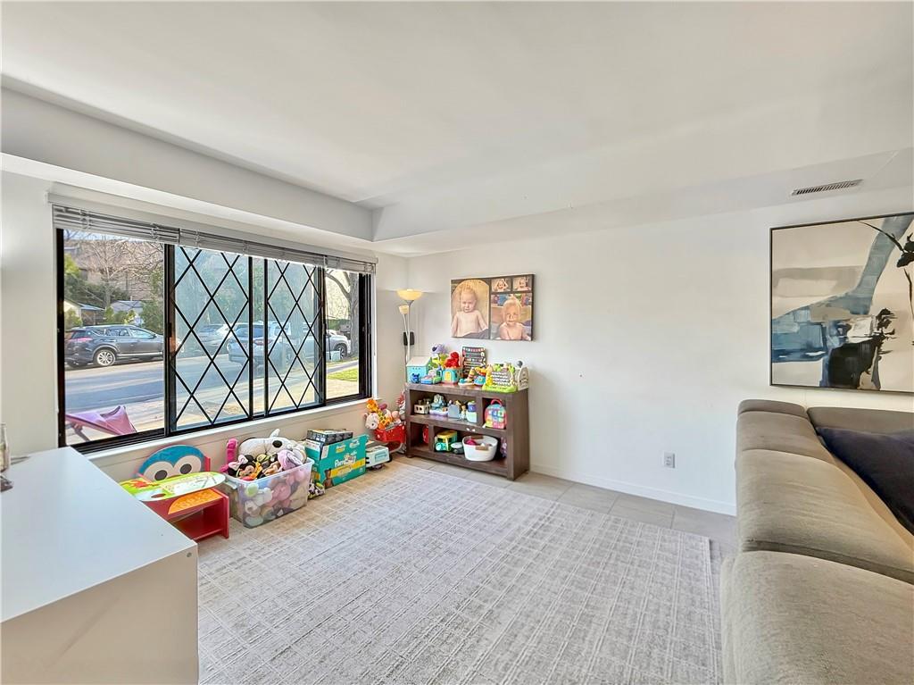 362 Rolling Hill Green 1, Staten  Island, New York, 10312 image 6