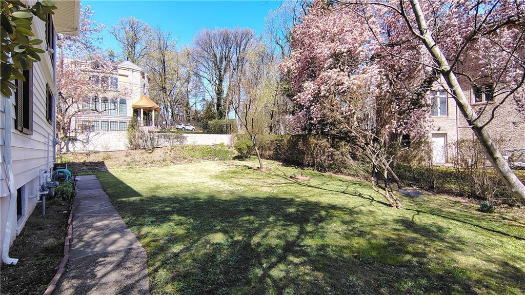 150 Douglas Road, Staten  Island, New York, 10304 image 17