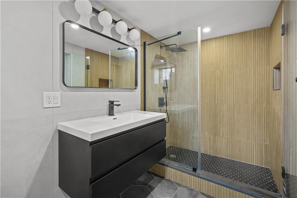 2236 Vanderveer Place, Brooklyn, New York, 11226 image 18