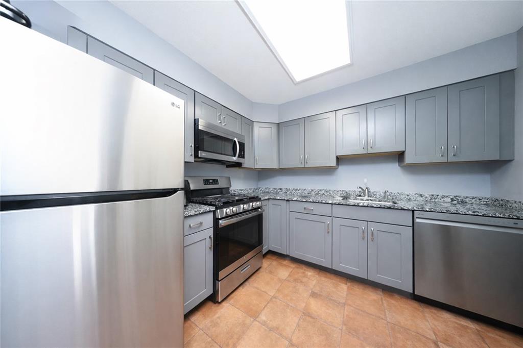 235 Jamie Lane, Staten  Island, New York, 10312 image 12
