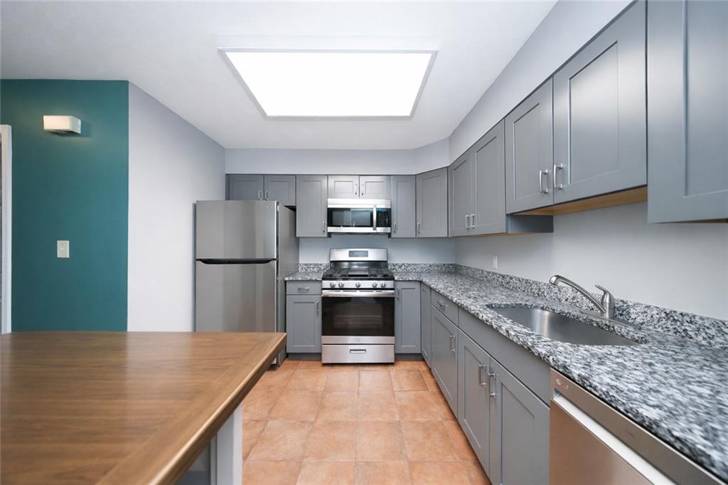 235 Jamie Lane, Staten  Island, New York, 10312 image 10