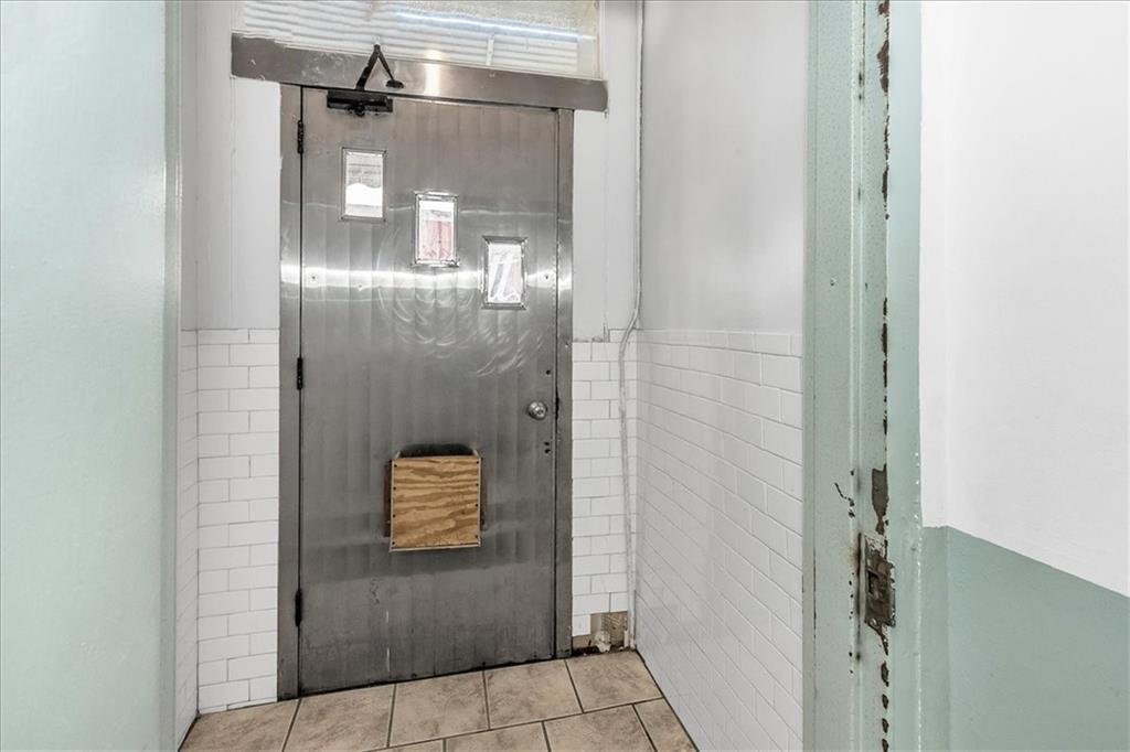 382 Manhattan Avenue, Brooklyn, New York, 11211 image 11