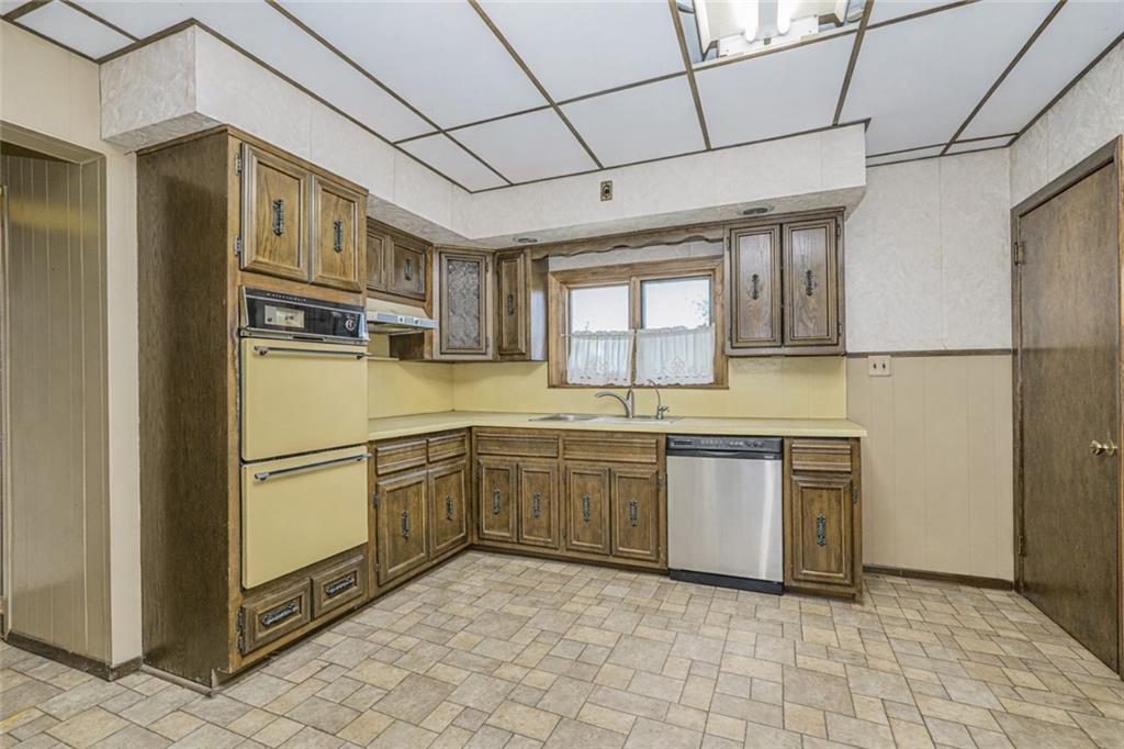 247 Guyon Avenue, Staten  Island, New York, 10306 image 16