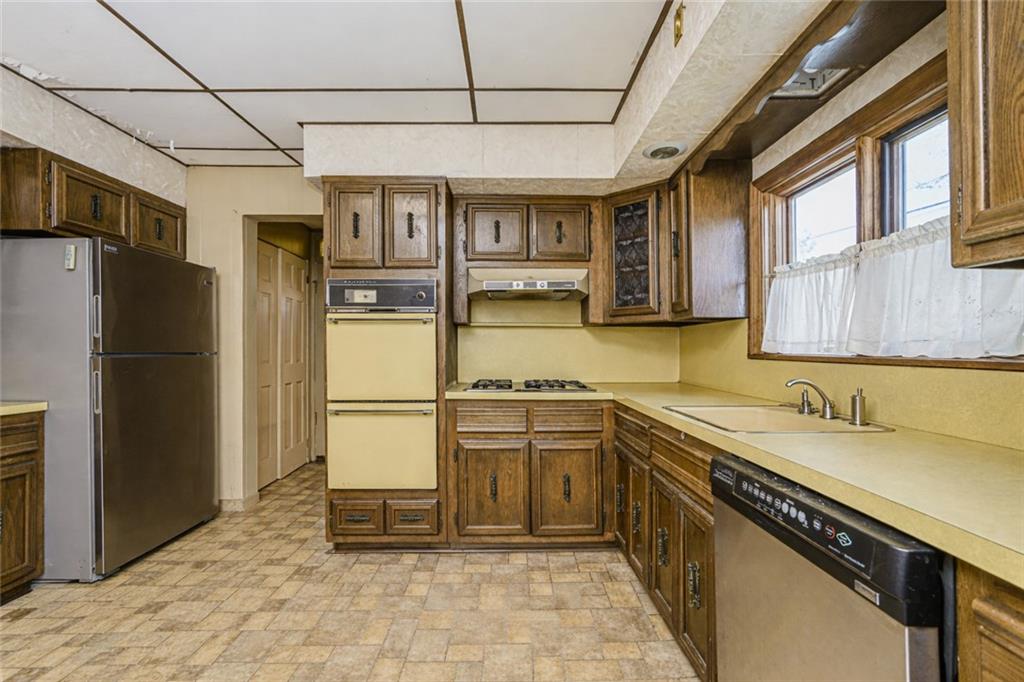 247 Guyon Avenue, Staten  Island, New York, 10306 image 18