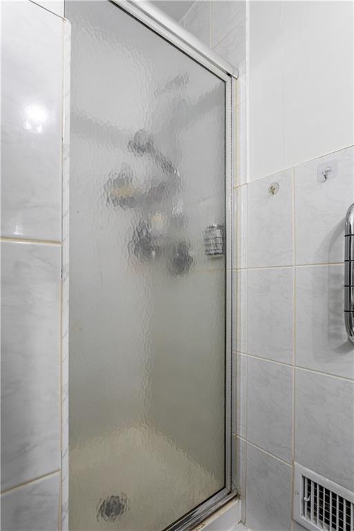 69 Alex Circle, Staten  Island, New York, 10305 image 30