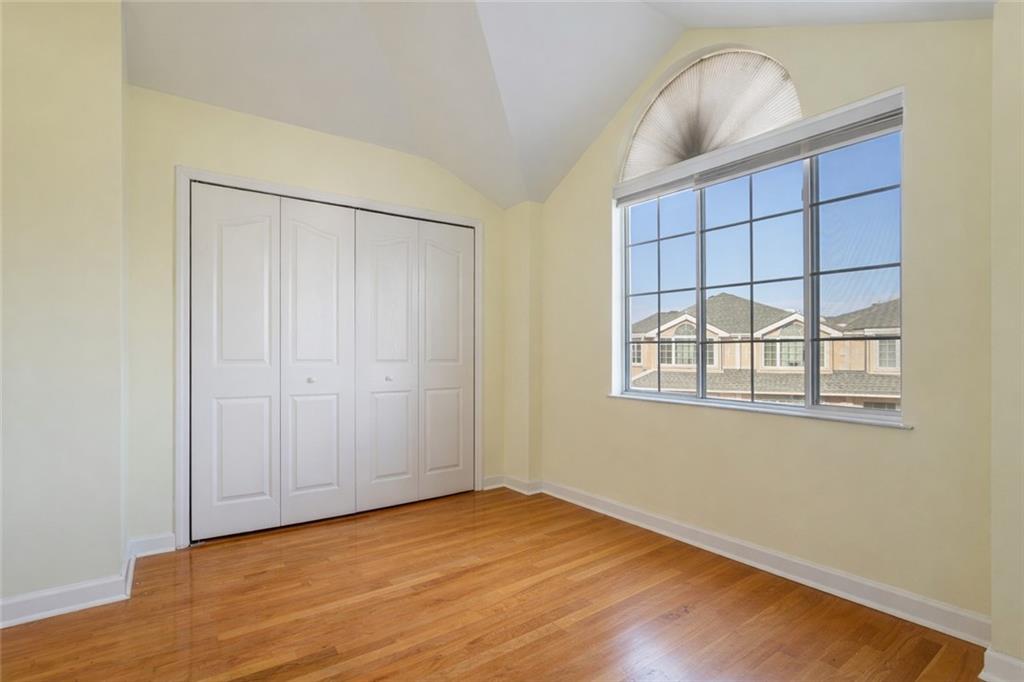 69 Alex Circle, Staten  Island, New York, 10305 image 34