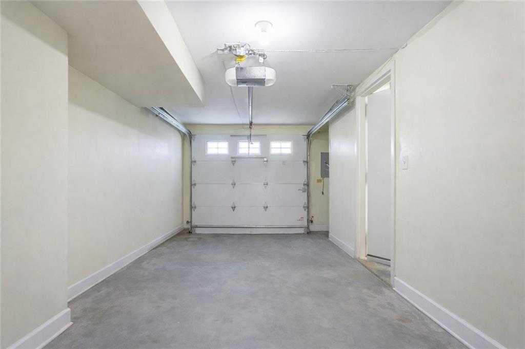 69 Alex Circle, Staten  Island, New York, 10305 image 42