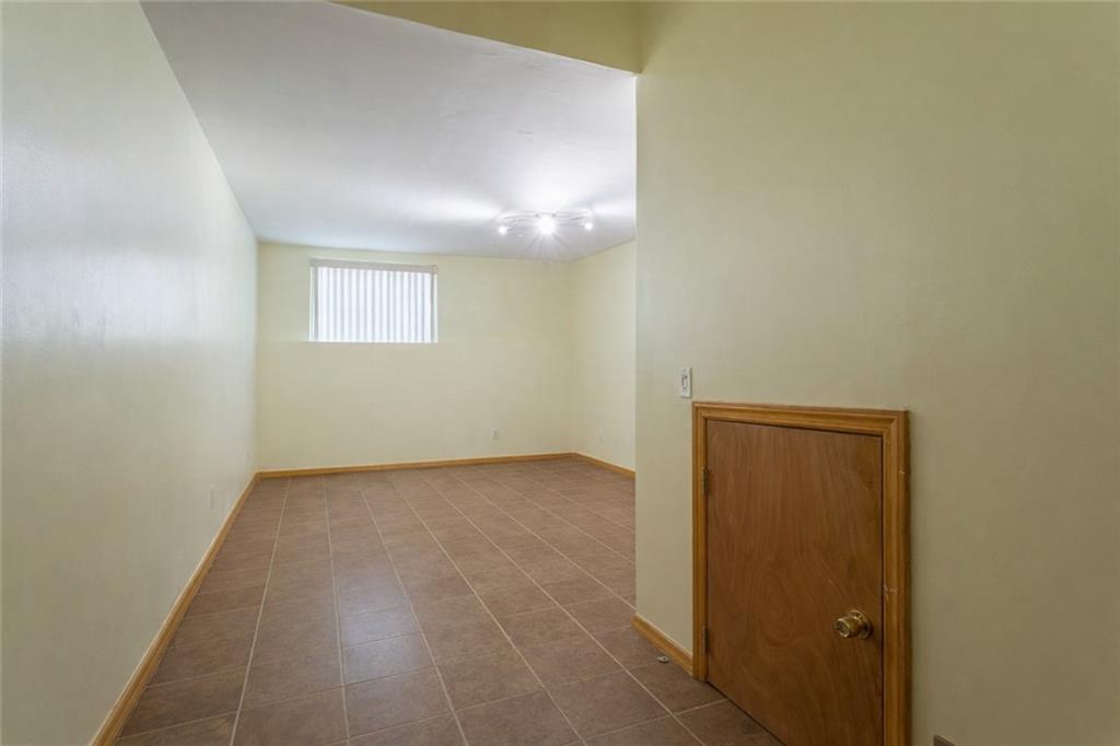 69 Alex Circle, Staten  Island, New York, 10305 image 44