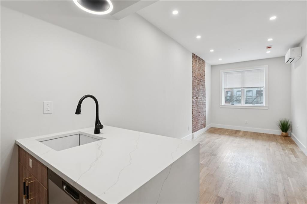 220 Schaefer Street 2B, Brooklyn, New York, 11207 image 8