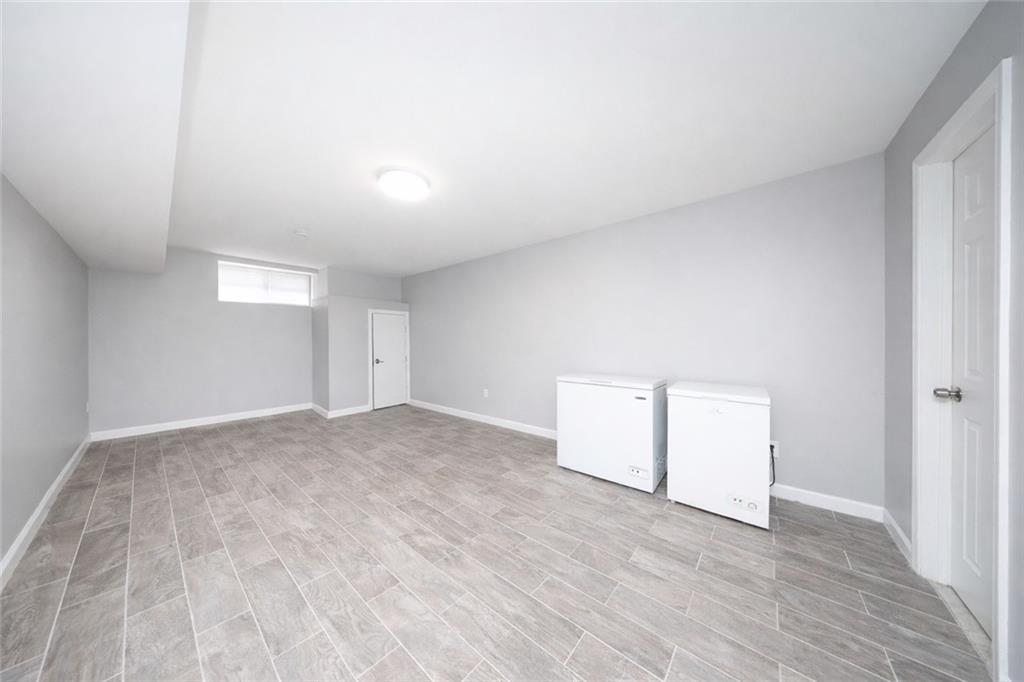 25 Amazon Court, Staten  Island, New York, 10304 image 15