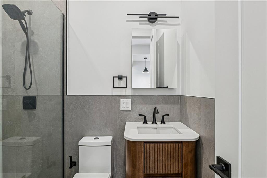 220 Schaefer Street 3B, Brooklyn, New York, 11207 image 6