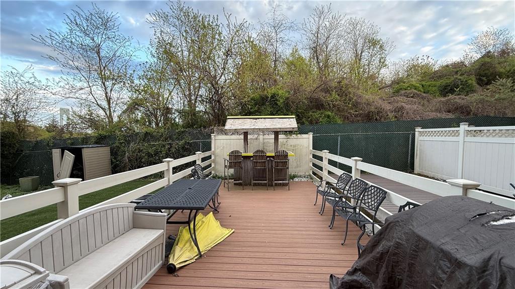 94 North Drive 1, Staten  Island, New York, 10305 image 21