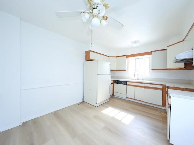 200 Sand Lane, Staten  Island, New York, 10305 image 9