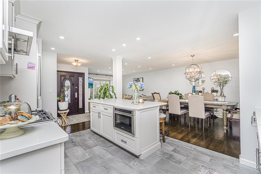 27 Witteman Place, Staten  Island, New York, 10301 image 12