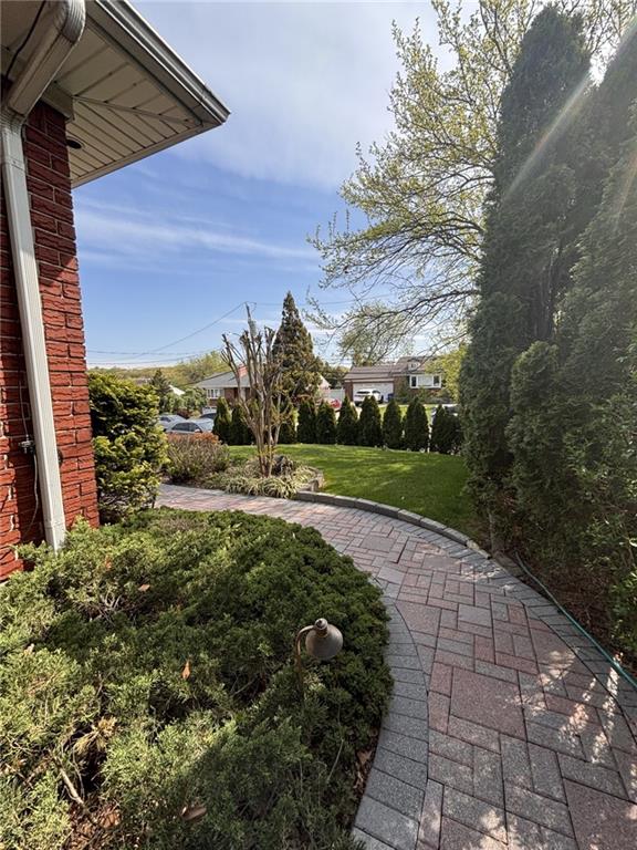 27 Witteman Place, Staten  Island, New York, 10301 image 8
