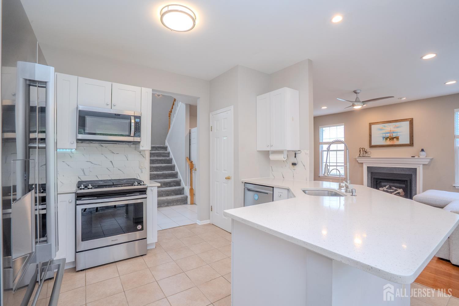 23 Huntley Way, Bridgewater, NJ, 08807 image 21