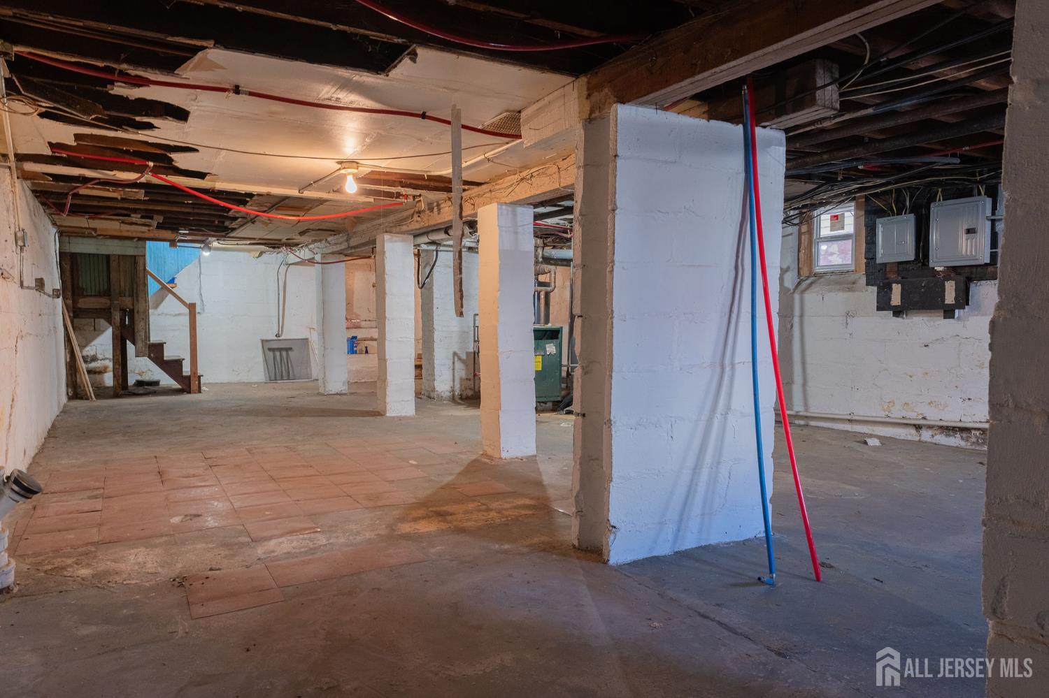 211 N 13th Street, Newark, NJ, 07107 image 46
