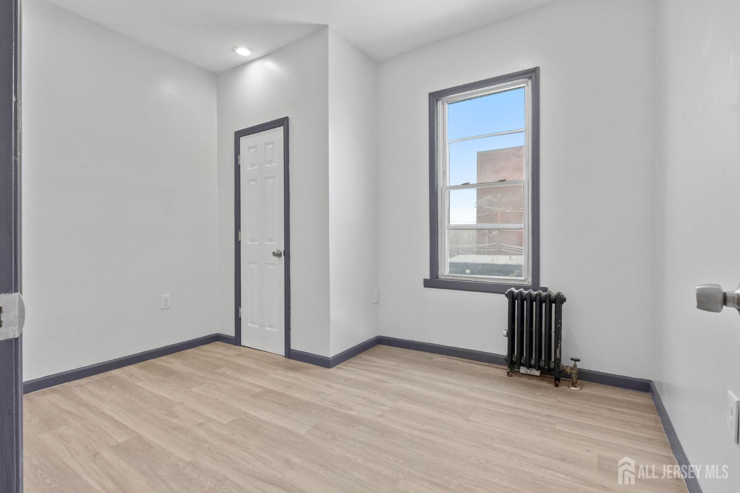 211 N 13th Street, Newark, NJ, 07107 image 10