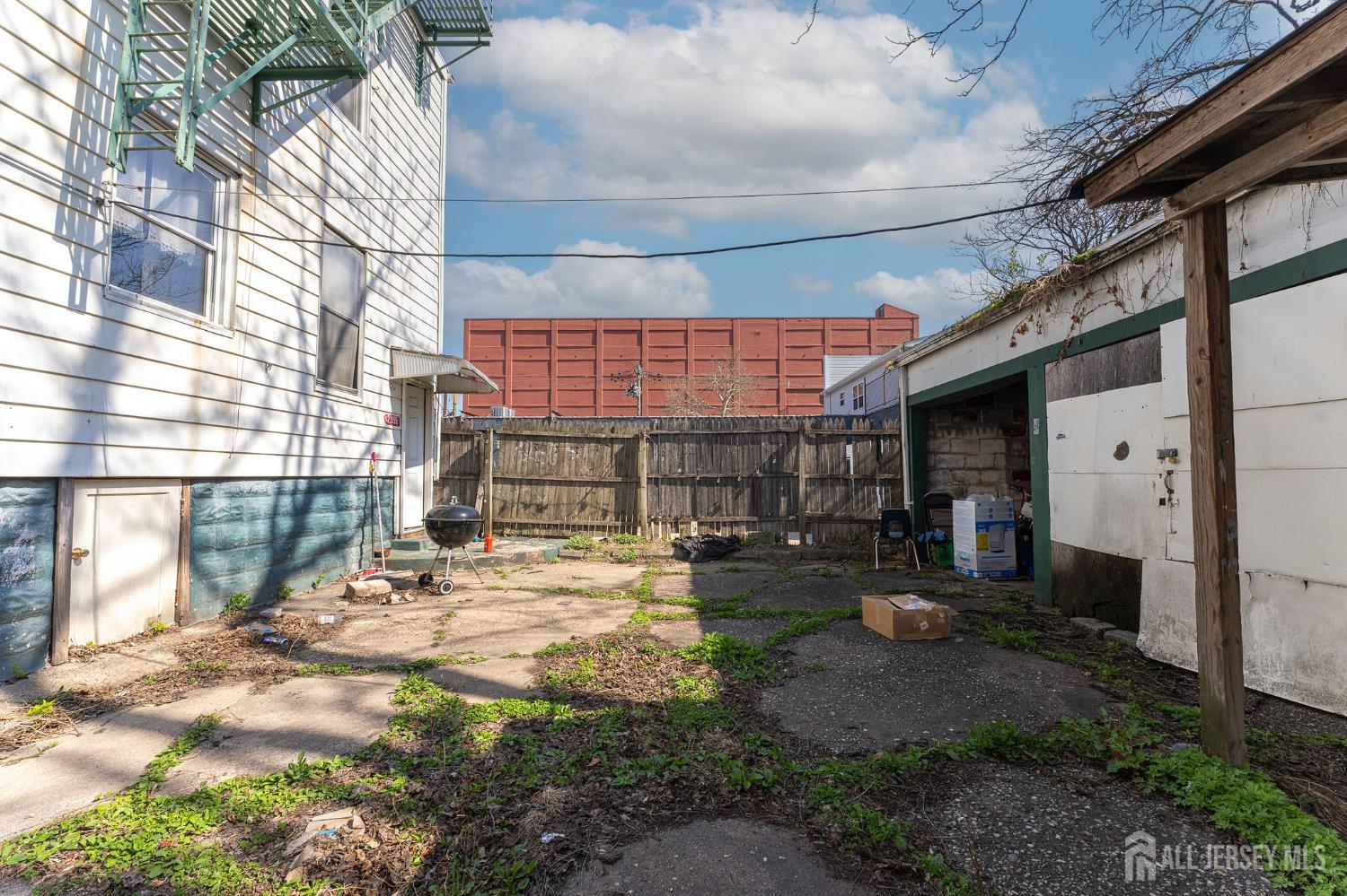 211 N 13th Street, Newark, NJ, 07107 image 52