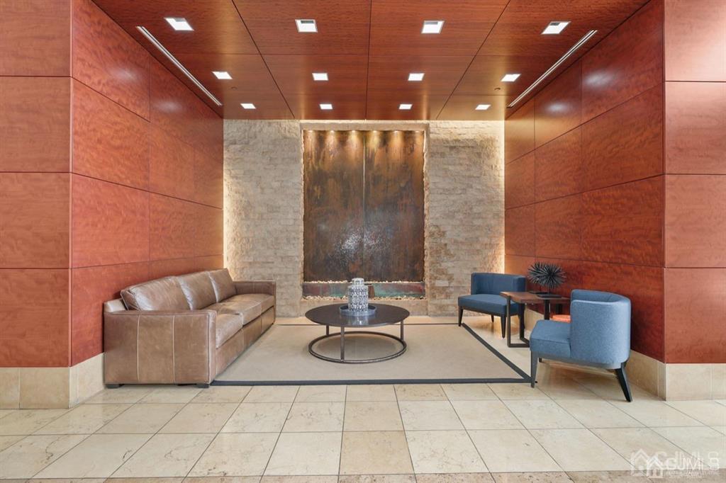 1 Spring Street 2105, New Brunswick, NJ, 08901 image 22