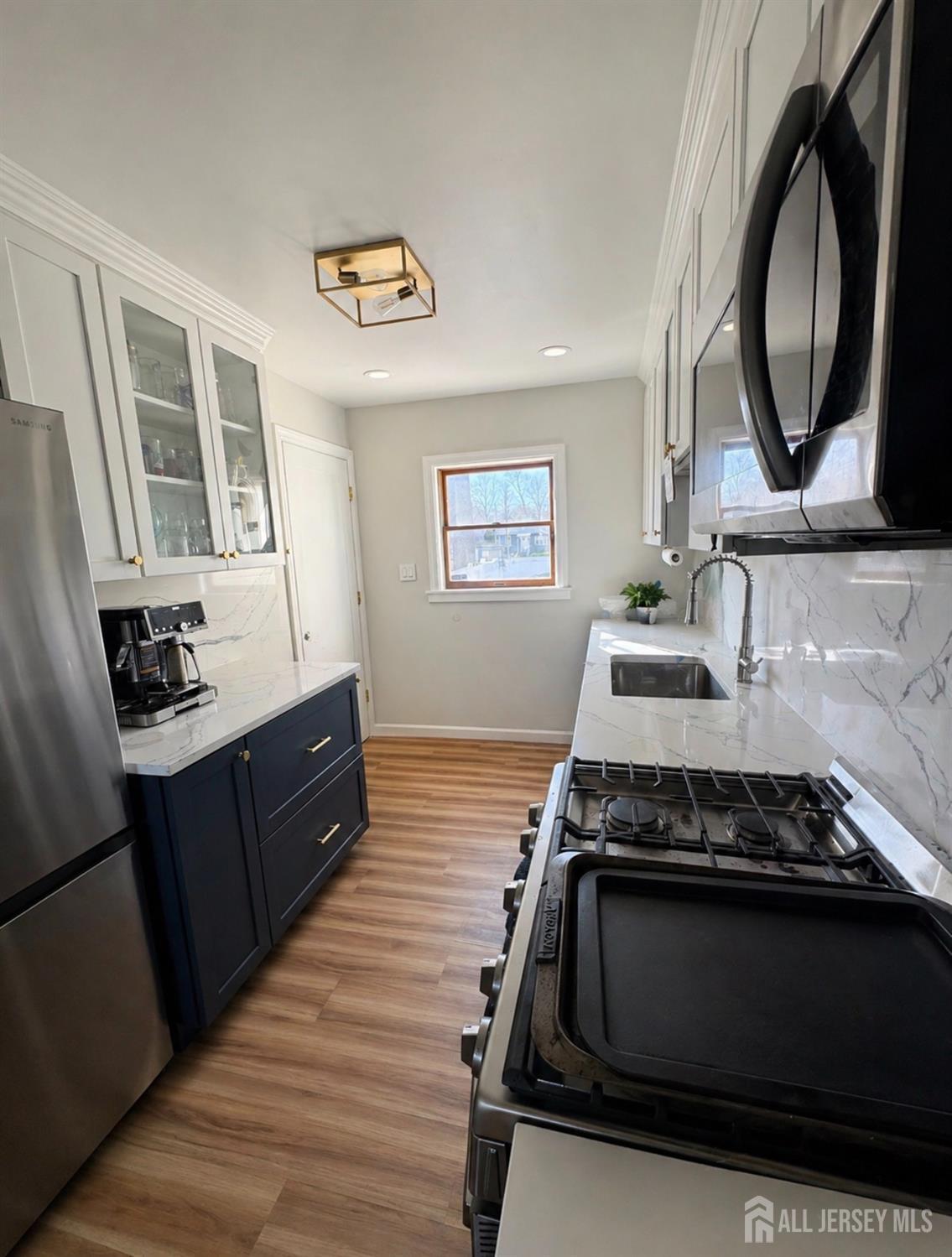 13 W Park Avenue Image 4