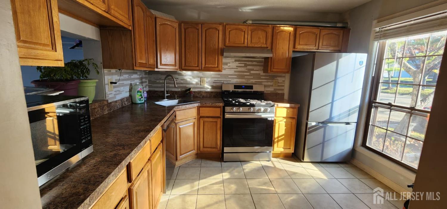 455 Harwick Court, Piscataway, NJ, 08854 image 7