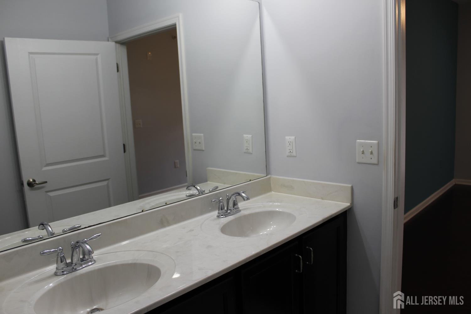 446 Micali Way, South Plainfield, NJ, 07080 image 37