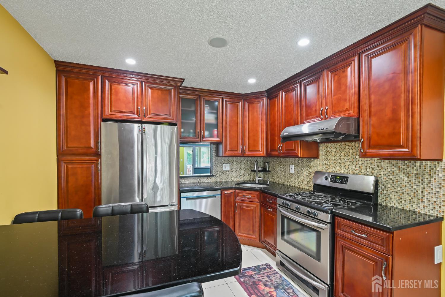67 Albury Way, North Brunswick, NJ, 08902 image 7