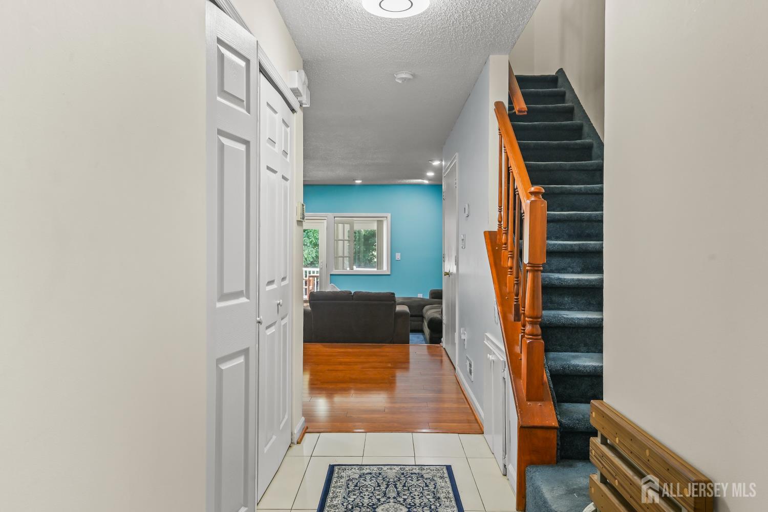67 Albury Way Image 2