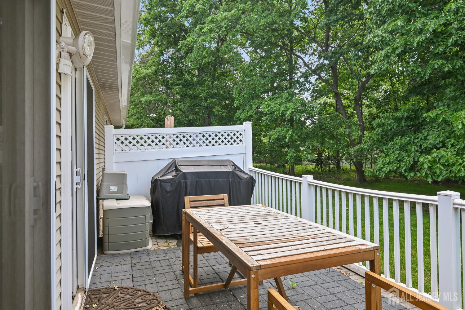 67 Albury Way, North Brunswick, NJ, 08902 image 20