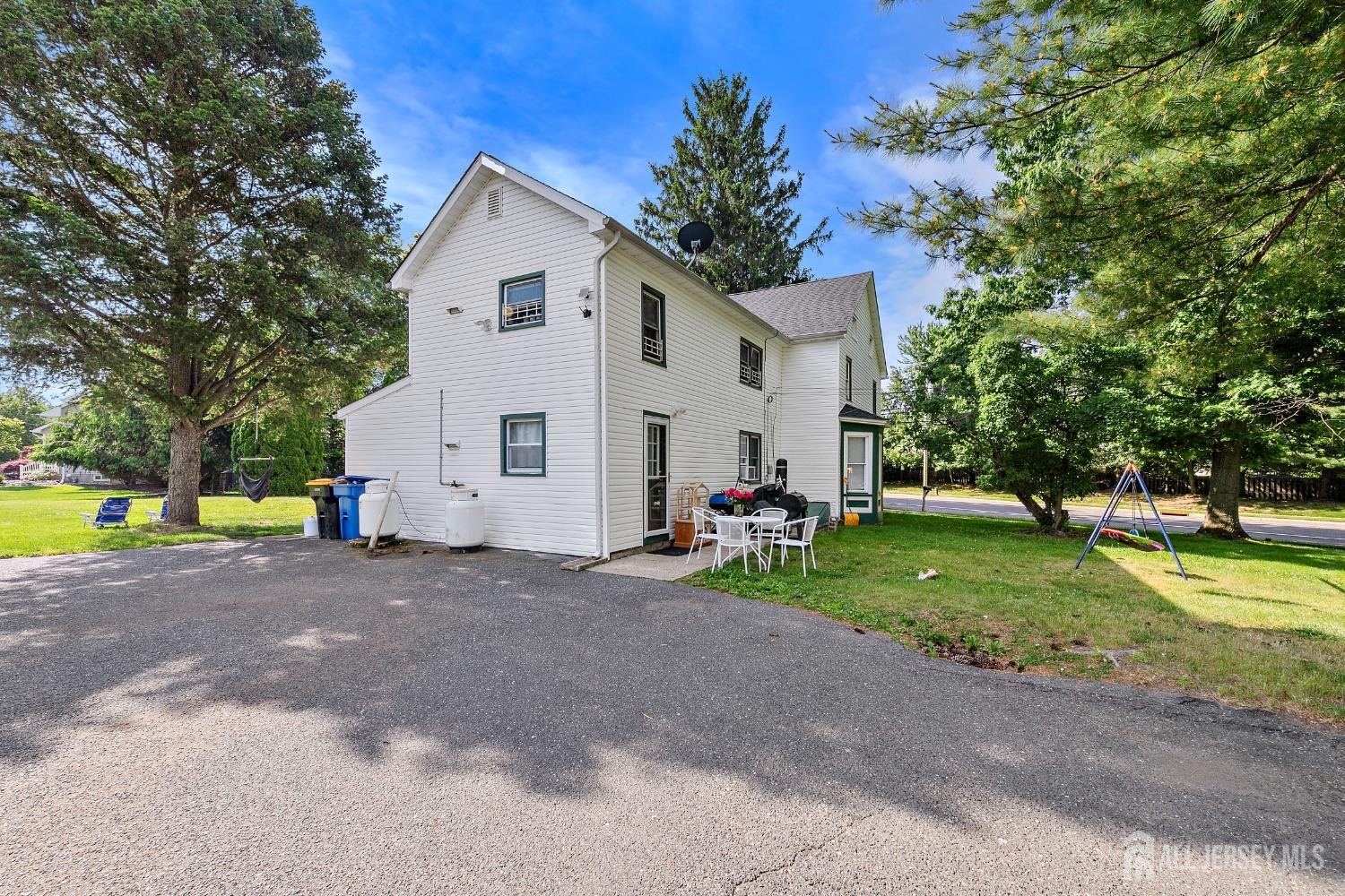 472 Buckelew Avenue, Monroe, NJ, 08831 image 33