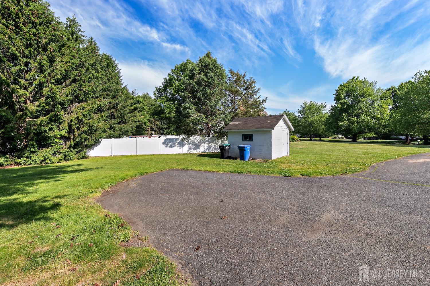 472 Buckelew Avenue, Monroe, NJ, 08831 image 34