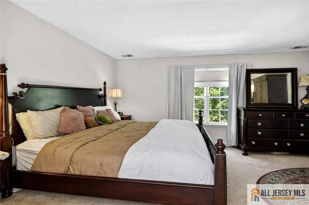 28 Glynn Court, NJ, 08859 image 25
