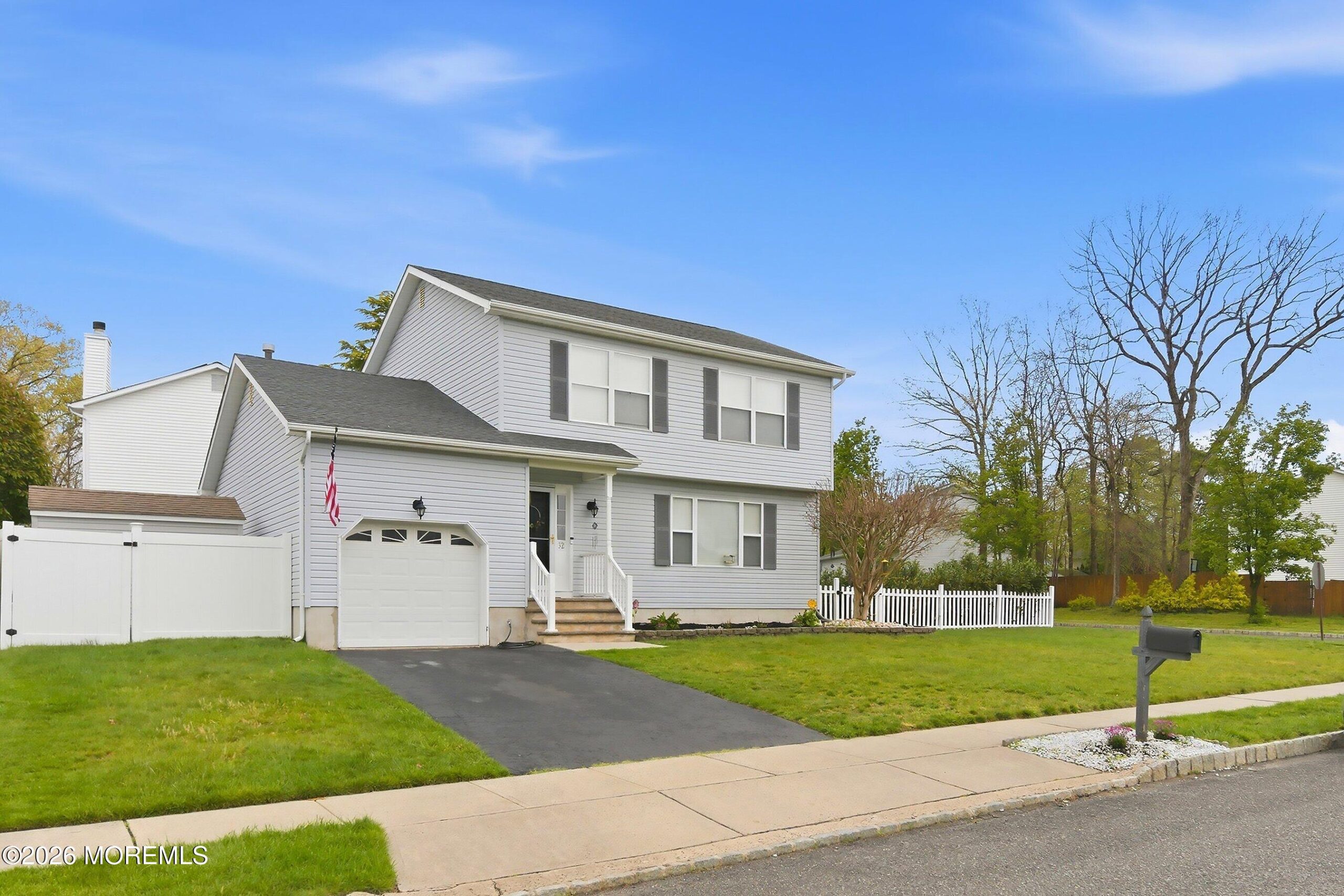 32 Bronia Street Image 2