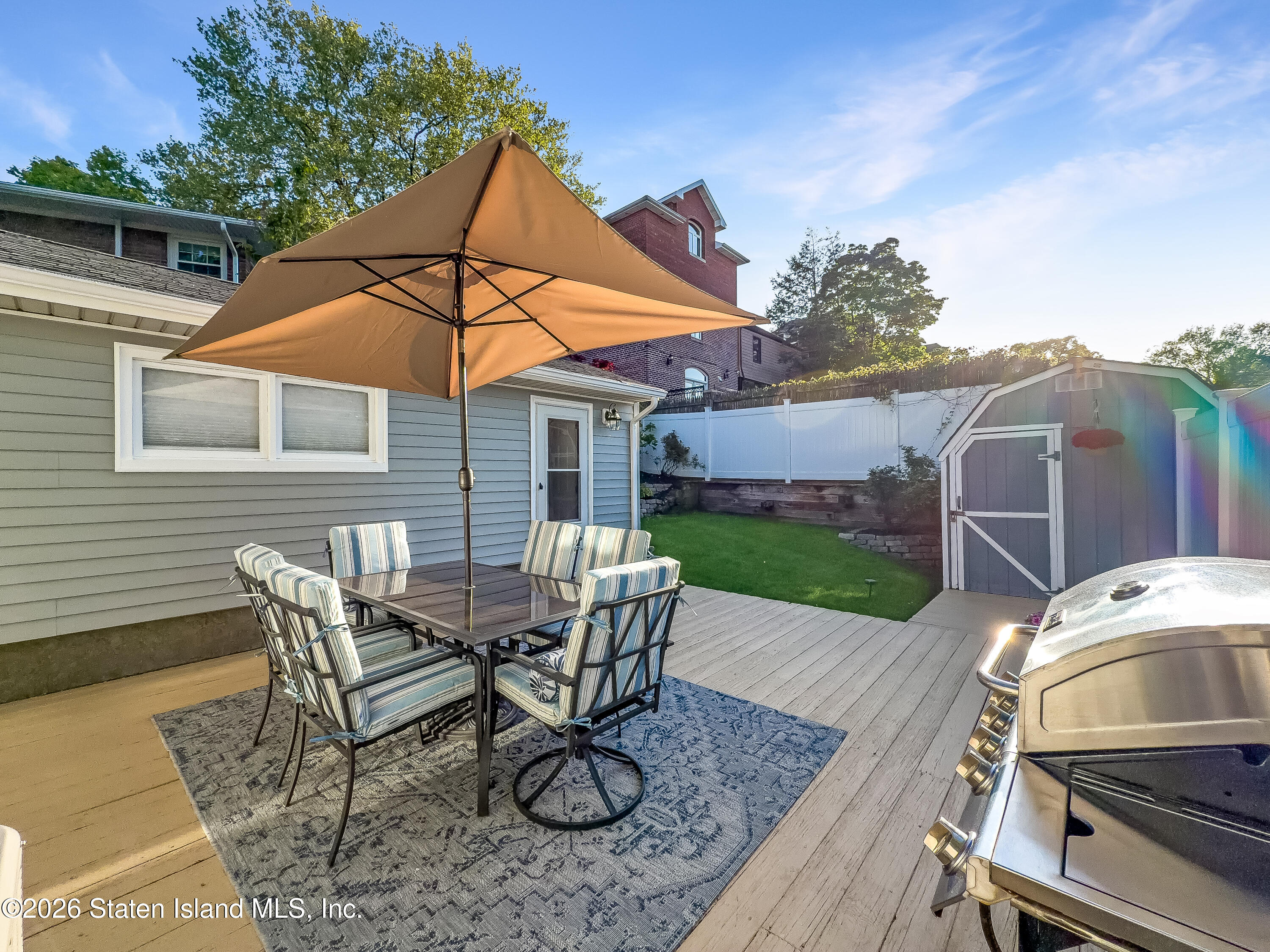 24 Duer Lane, Staten Island, NY, 10301 image 33