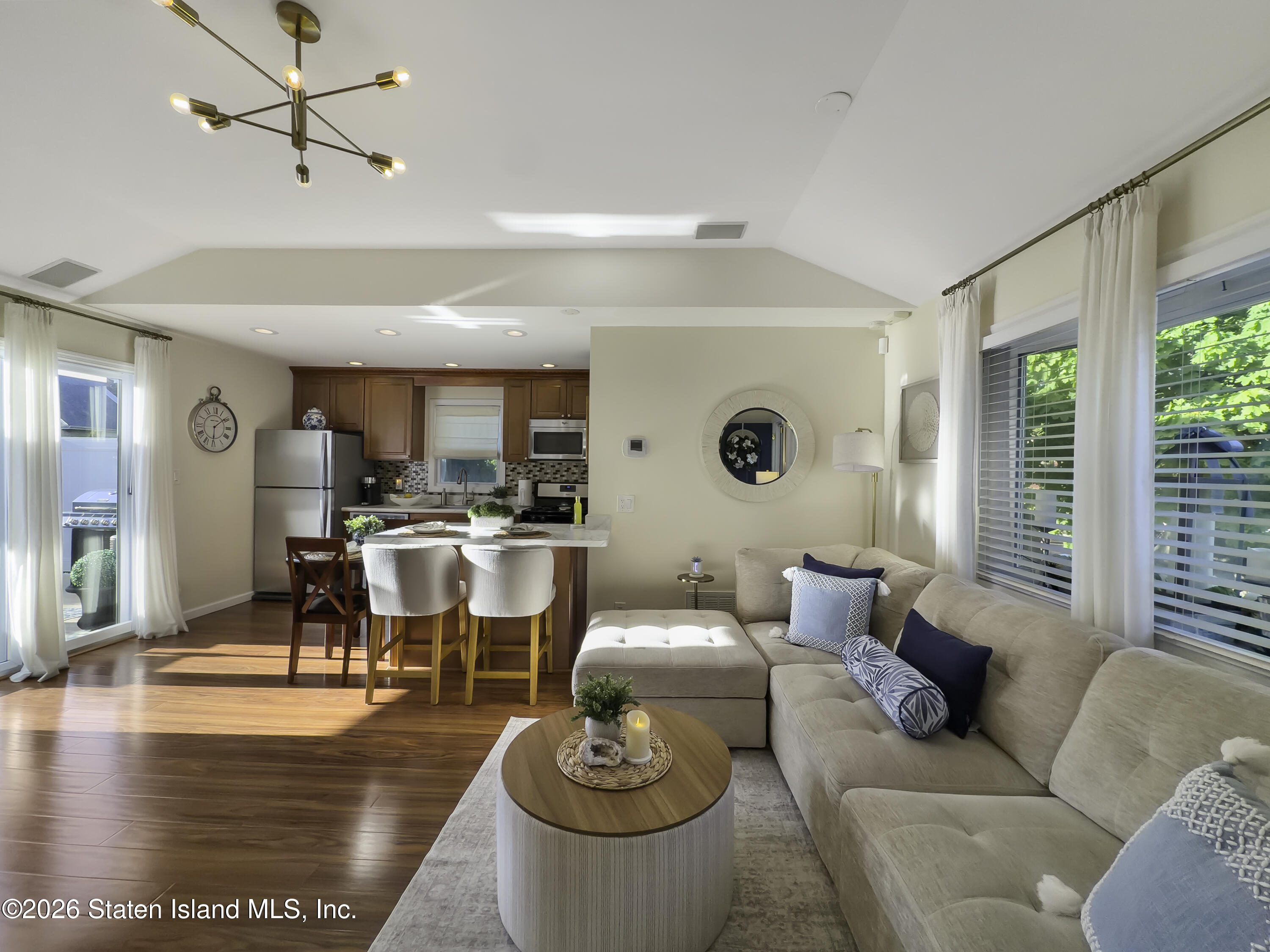 24 Duer Lane, Staten Island, NY, 10301 image 10