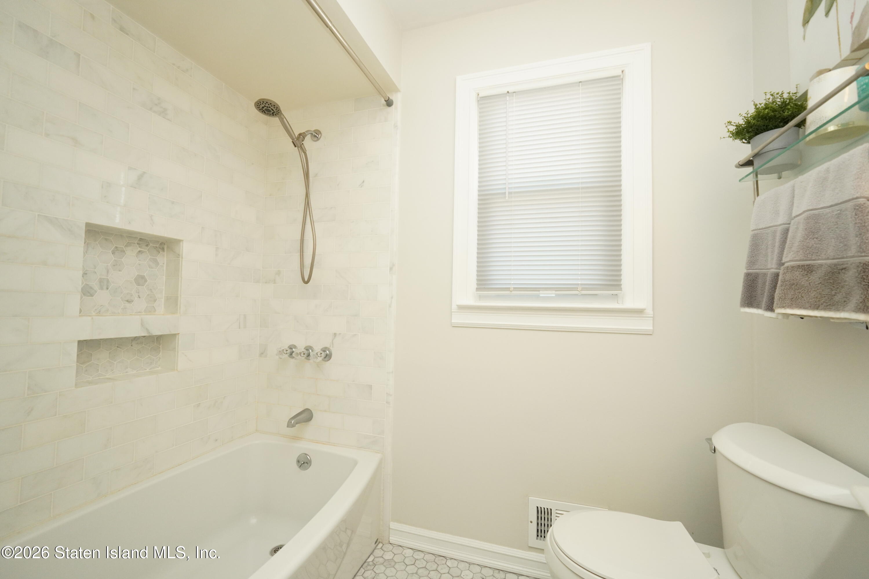 268 Bradford Avenue, Staten Island, NY, 10309 image 7