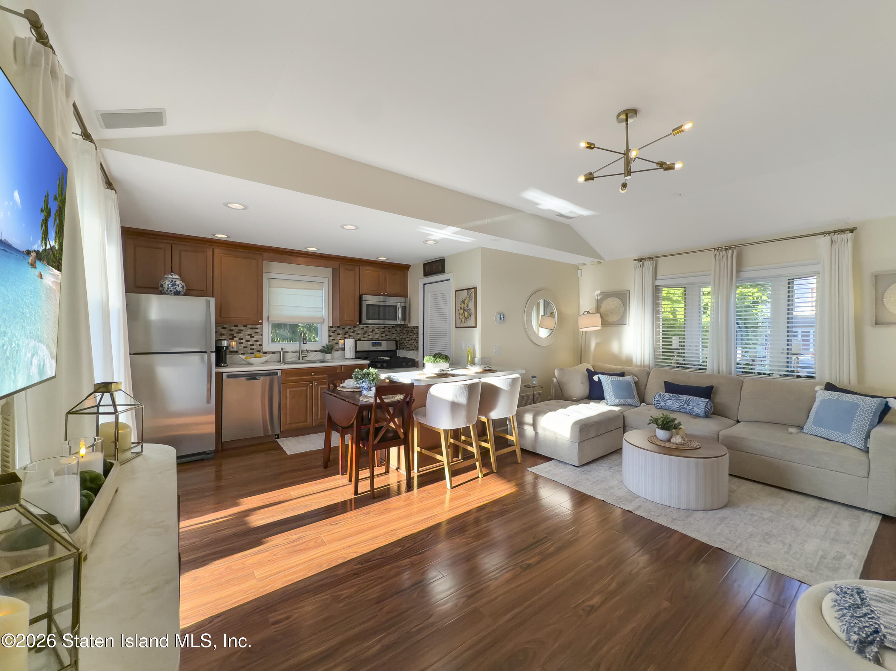 24 Duer Lane, Staten Island, NY, 10301 image 11