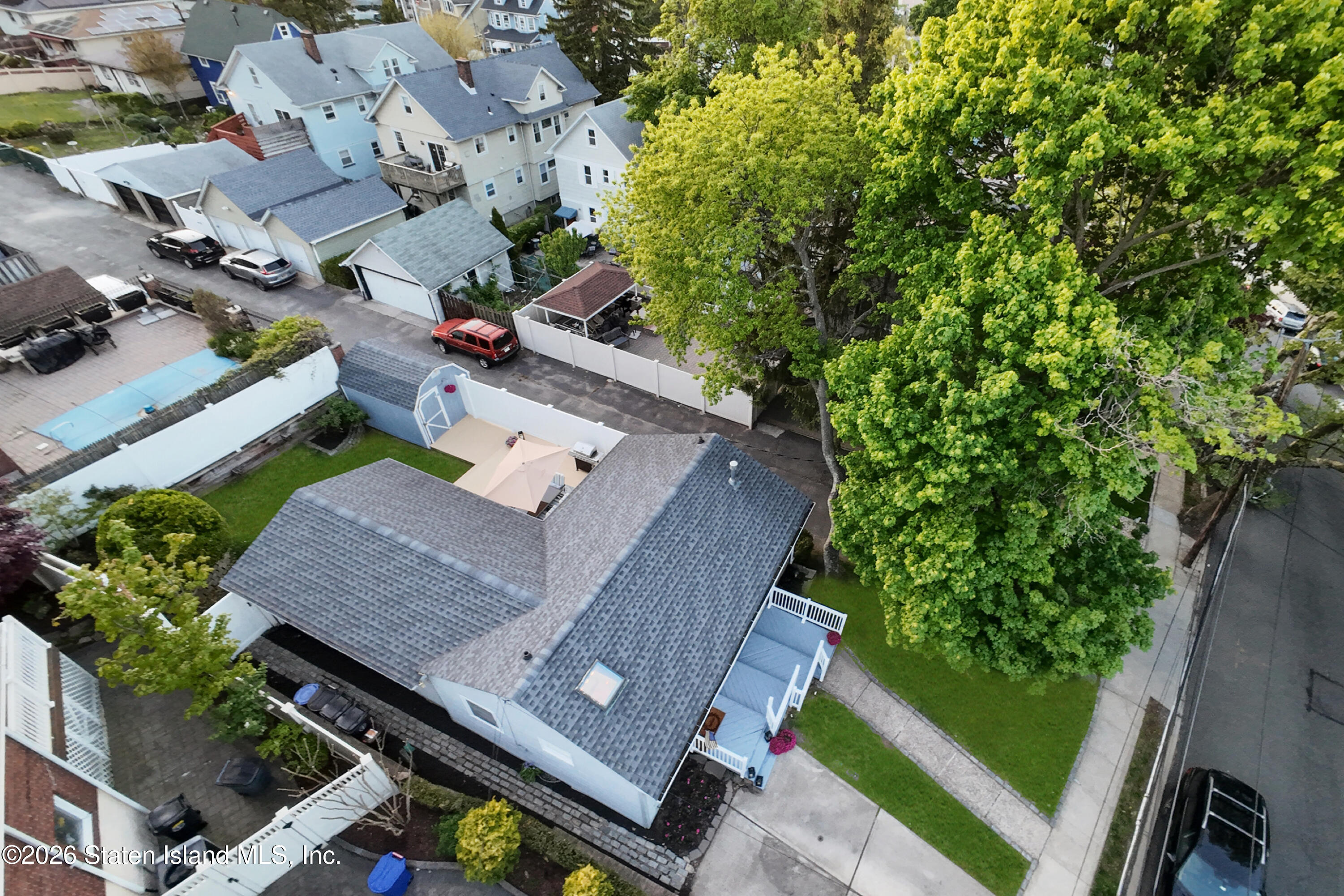 24 Duer Lane, Staten Island, NY, 10301 image 38