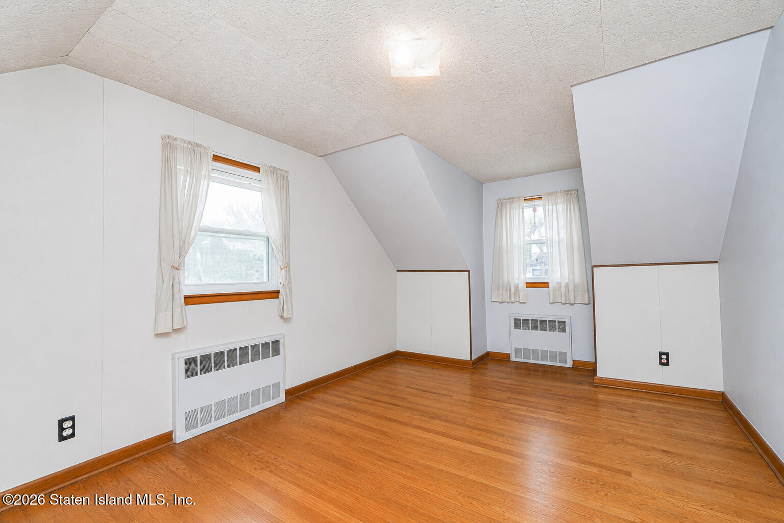 335 Robinson Avenue, Staten Island, NY, 10312