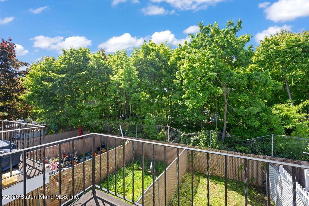 84 Long Pond Lane, Staten Island, NY, 10304 image 15