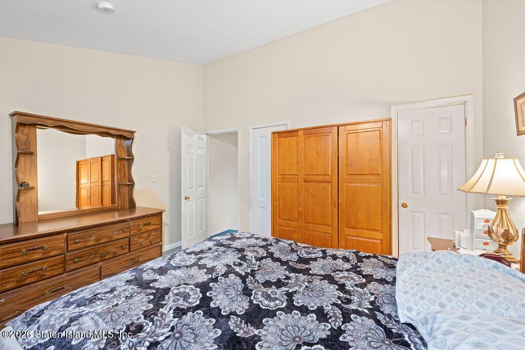 84 Long Pond Lane, Staten Island, NY, 10304 image 22