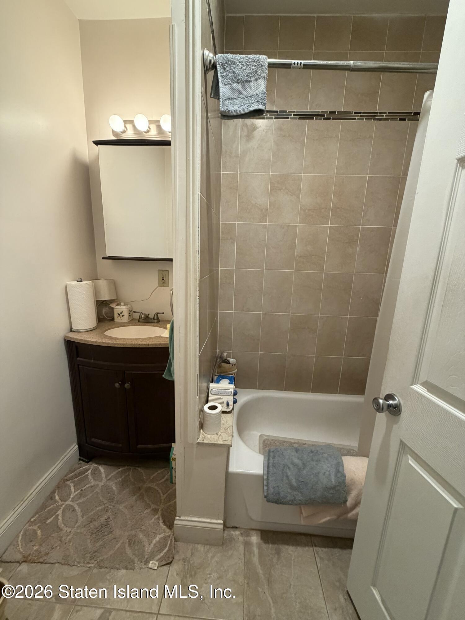 187 Van Buren Street, Staten Island, NY, 10301 image 13