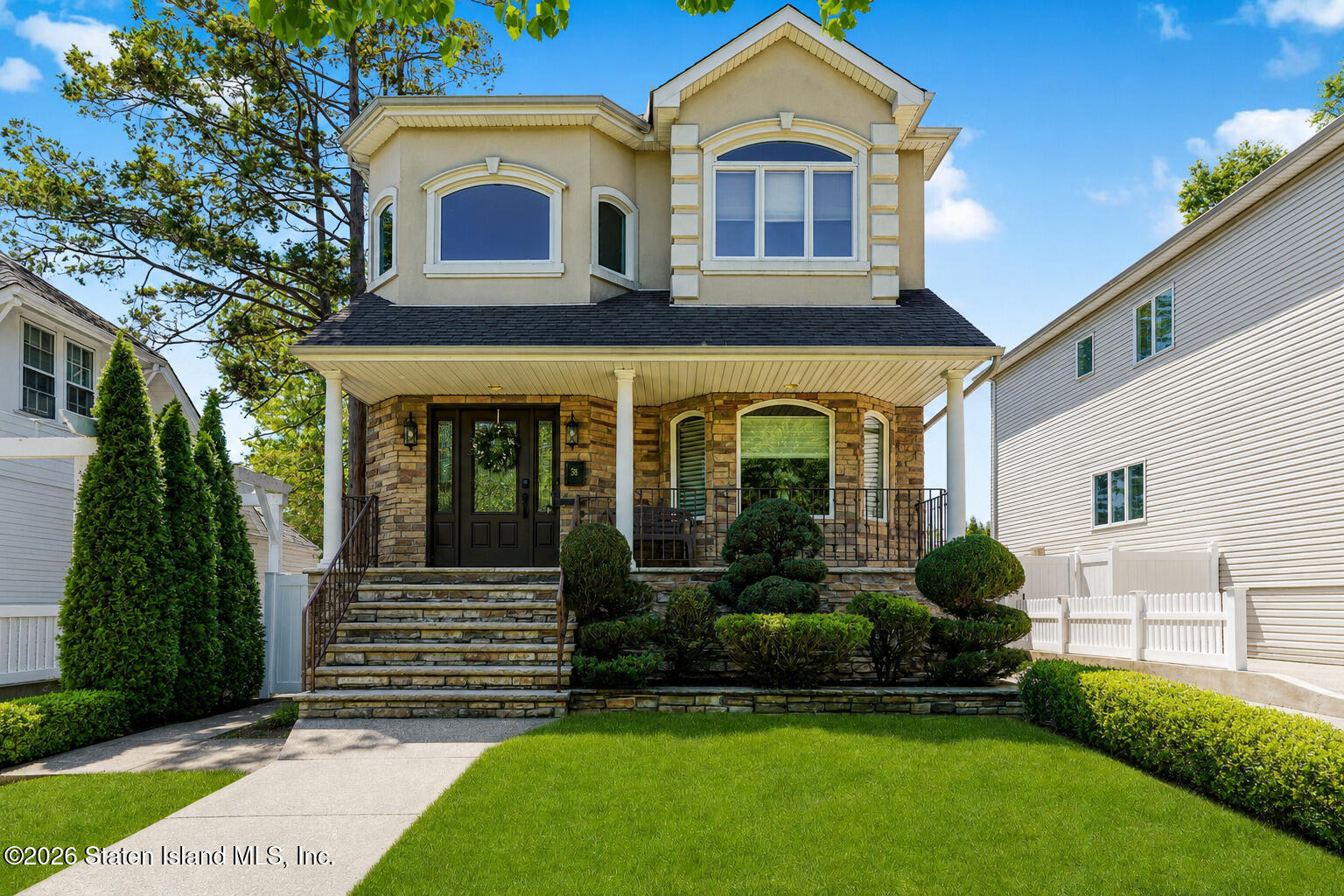 38 Cloverdale Avenue Image 2