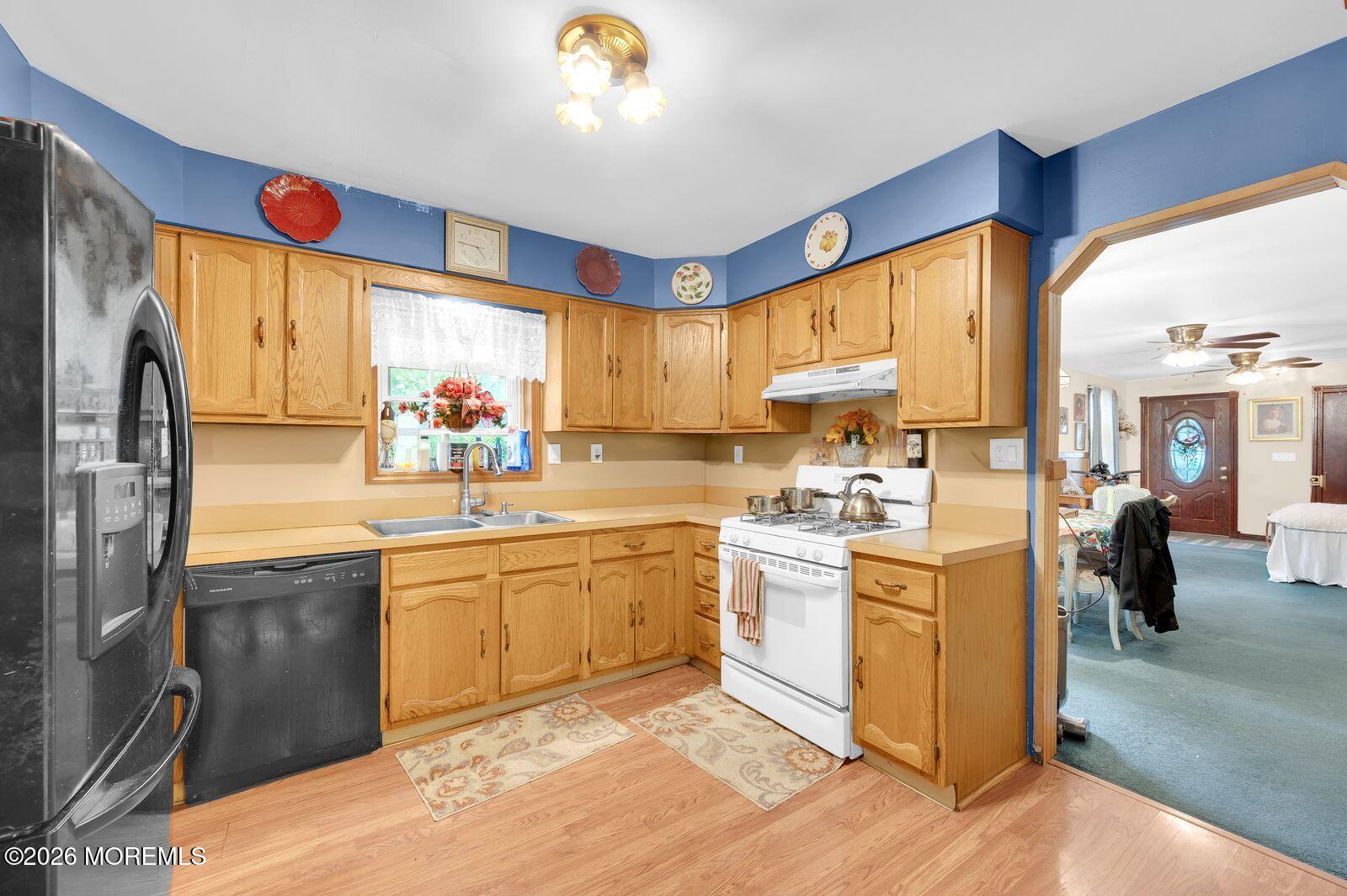9 Holly Street, Keansburg, NJ, 07734 image 6