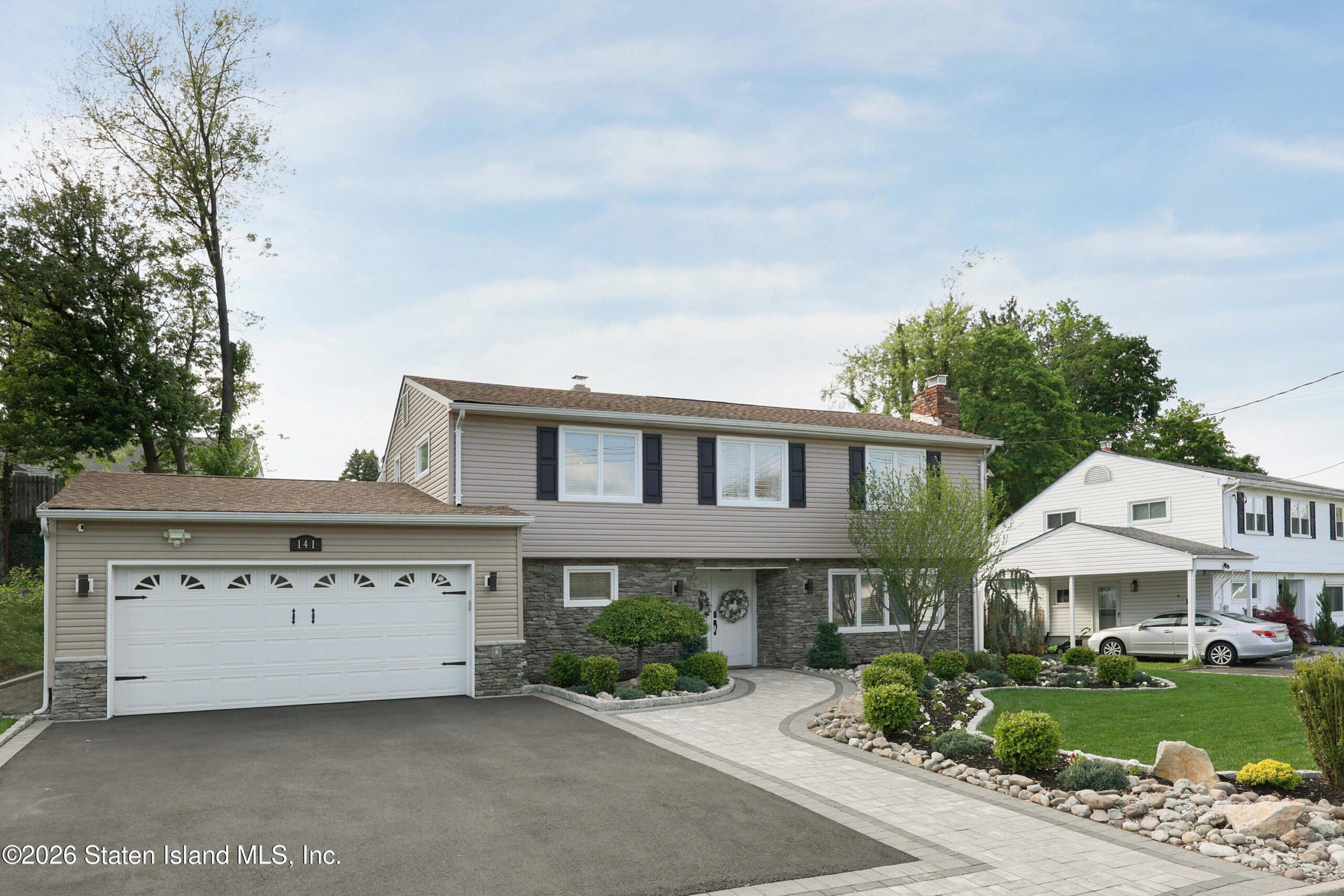 141 Southwood Drive Image 3