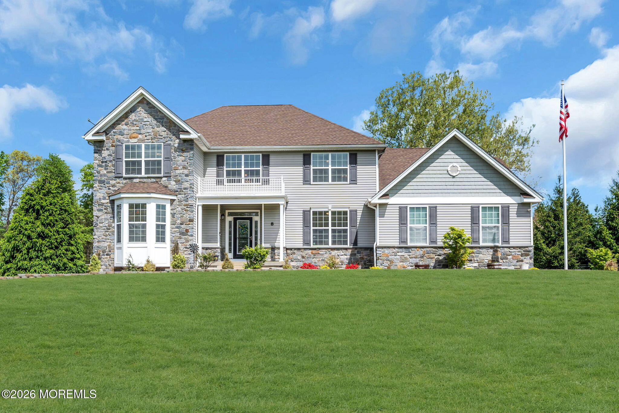8 Parkside Drive Image 1