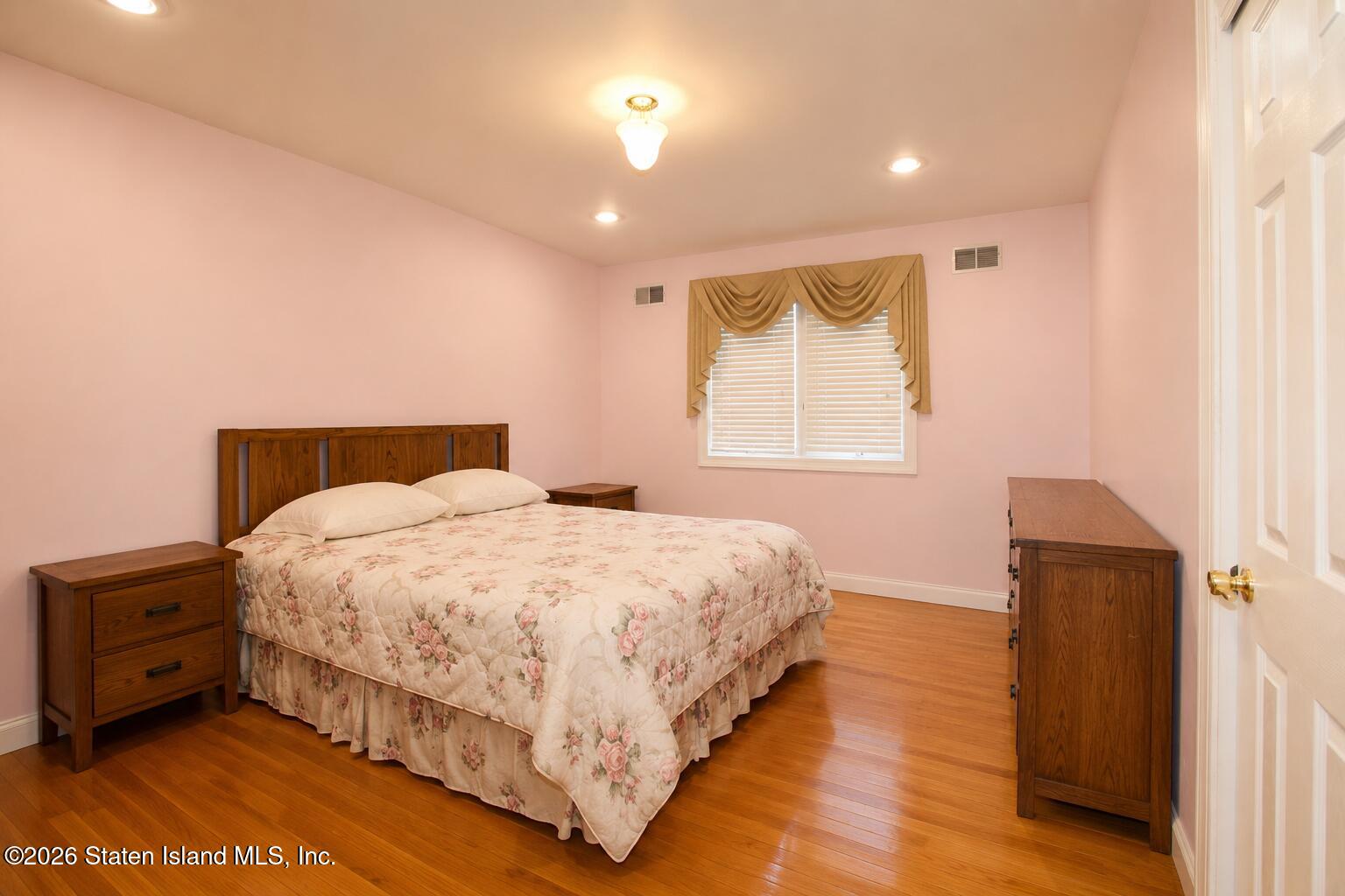 58 Michael Loop, Staten Island, NY, 10301 image 23